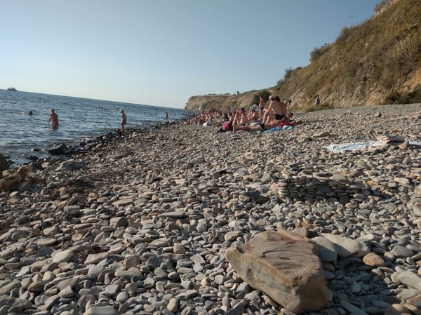 Галечный пляж Анапы