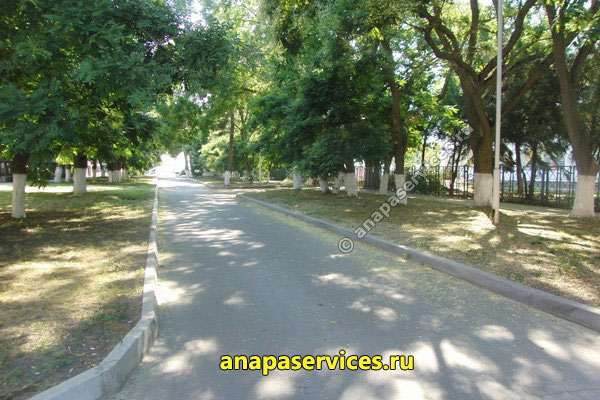 Улица Калинина в Анапе